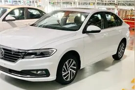 新款朗逸遭曝光，配置小升级。配全新logo，8英寸液晶仪表图片