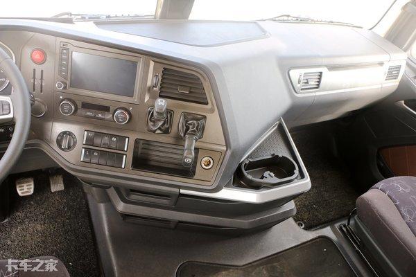 4款旗舰牵引车中的王牌，不会有卡友不喜欢吧？