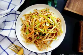 天热，我用它代餐，每周至少吃三次，清暑解腻又瘦身，肠胃也舒服图片