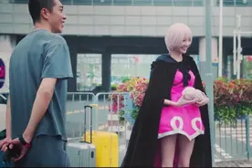 《穿越火线》中的苏佳意不再cos，做回自己，是该开心还是遗憾呢图片