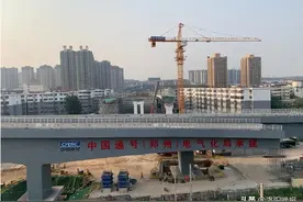 刷新纪录！洛阳3座高架将集群转体90度上跨陇海铁路图片