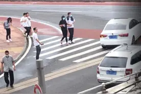 “不礼让斑马线”群众投诉已达1700起！北京交警：随手拍应该这么拍→图片