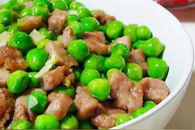 入秋后，女人想要皮肤白，记得吃6种食物，价格不高，营养丰富图片