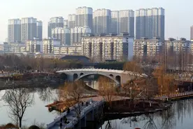 陪父亲洗澡图片