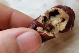放家里的鲜红薯遭蚂蚁啃是为了吃？红薯外层好，进一步切开现害虫图片