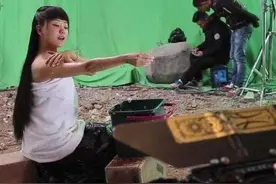 女星们拍洗澡戏时的场景，原来我们都被骗了，真实的是什么样的？图片