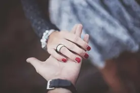 新婚不到一年就和伴侣争吵不断，究竟什么才是维系亲密关系的秘诀图片