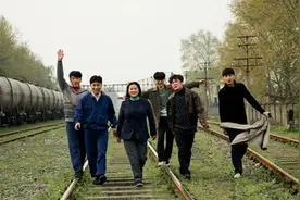 五个儿子一个妈，有人心疼有人恨！今晚7点陪爸妈一起看《黄大妮》图片
