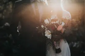 最痛苦的婚姻，就是嫁给         “老实人”图片