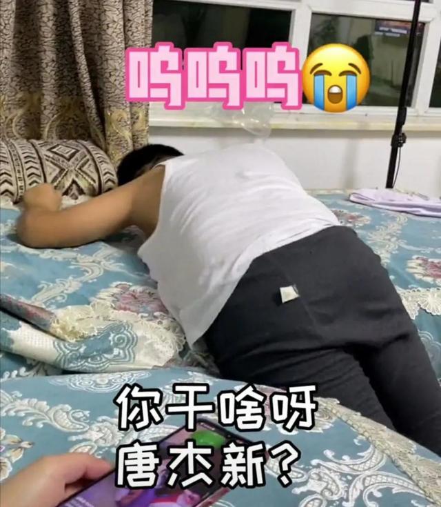 “奥特曼被绿头怪揍”刷爆全网，网友：人类幼崽的反应亮了！笑喷