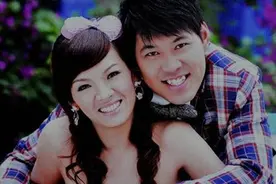 10年前，那个明知女友过世，却执意举行婚礼的小伙，后来怎样了？图片