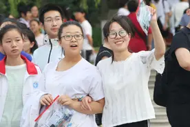 江苏首次用全国卷，再不用解释430分上清华，考生：英语难度降低图片