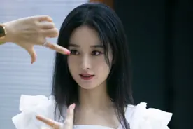 不戴假发也不染发，普通女生怎么能把黑长直变好看？图片
