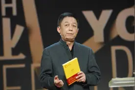 易中天称乾隆是“王八蛋”，被乾隆后人投诉，谁比较有理？图片