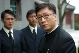 13年了，终于有了可媲美《潜伏》的谍战剧，剧中还有5个宝藏演员图片