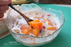 原来，牛奶和木瓜才是天生一对，放锅里简单一炖，营养翻倍又好喝图片