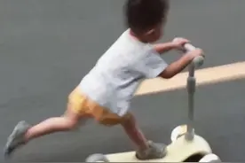 萌娃情头，请成为厉害的大人和更可爱的小孩图片