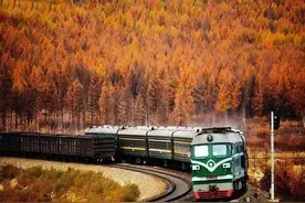 时光荏苒，还记得在绿皮火车上度过的岁月吗？图片