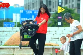 童心向党！“良庆说”改编版《童年》，让你笑中带泪图片