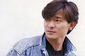 老来得宝！细数圈中年过半百才做父亲的明星，四大天王占据三位图片