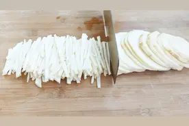 凉拌红薯，好看又好吃的一道菜视频封面