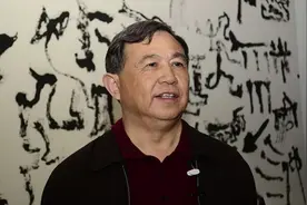 醉翁之意不在酒，曾翔猛夸王镛有目的，意在否定传统图片