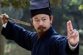 他是武当轻功第一人，4米高墙一跃而上，山路两公里仅需5分钟图片