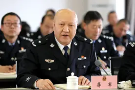 兰州公安迅速掀起学习党的十九届六中全会精神热潮图片