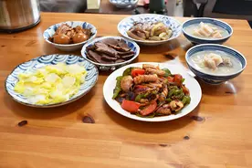 南方两口子的6天晚餐，在朋友圈火了，简单温暖，这就是家的味道图片