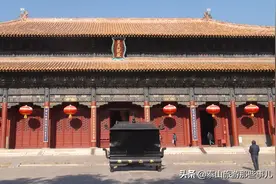 它是泰安最古老街道之一，因名字与现状不符，至今为人们所争议图片