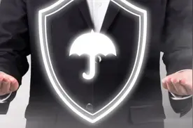 61岁老人救起落水女孩，英国驻重庆总领事馆前来“认领” 【新闻早七点】图片