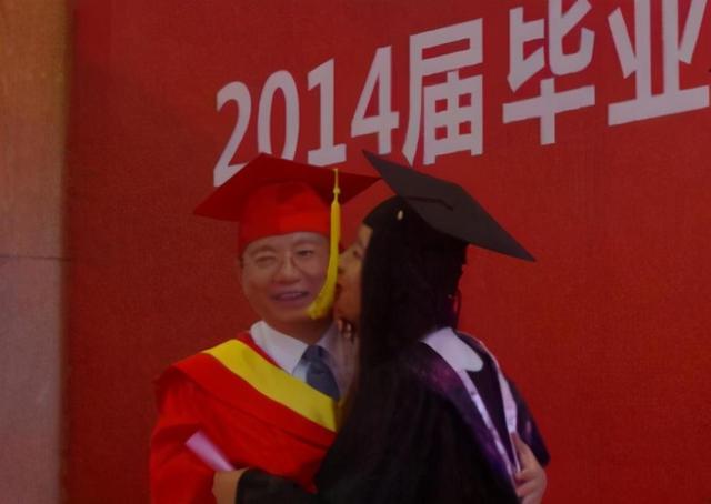 恭喜，四川最有钱双非大学，成都大学获得博士学位授予点