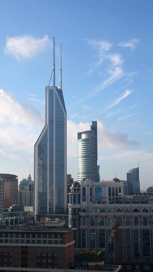 6,北外滩白玉兰广场设计:som高度:320米状态:建成7-8,张江"科学之门"