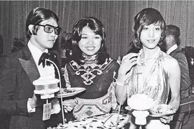 一张照片，暴露何超英霍震霆的爱情，难道又是被赌王拆散的一对？图片