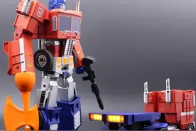 自动变形的擎天柱来了！还是咱国产厂家做的？图片