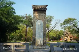 三顾茅庐典故发生地 南阳卧龙岗武侯祠图片