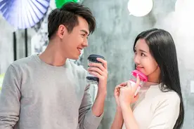 凌晨女闺蜜发来信息：我怀孕了，你要负责！男人：滚蛋，与我无关图片