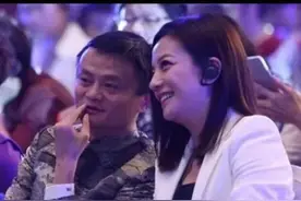赵薇出事早有端倪，早期马云便和她撇清关系，这个女人不简单图片