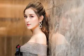 网友公认的越南"第一"美女，拥有完美三围，管理身材越早越好图片