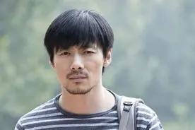 与刘天池10年无子女，从工人到演员的跨越，祖峰凭什么征服导演图片