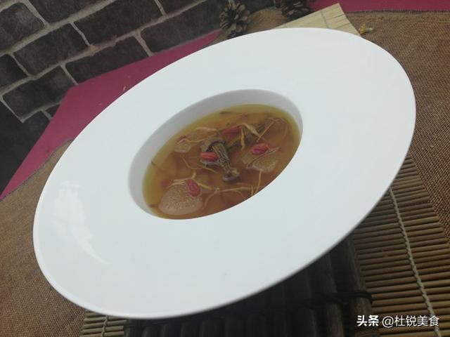 人体必需的八种氨基酸，这种蘑菇全部含有，其他作用更是强大