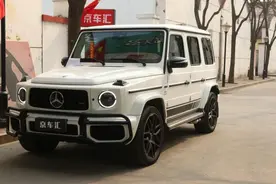 奔驰G63安装行车记录仪+更换空气滤芯图片