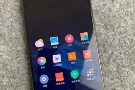 去年加价两千的小米手机，如今闲鱼超低价到手，真香图片