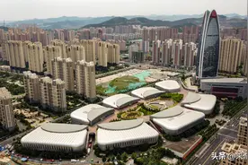 随拍济南之航拍汉峪金谷：黄河中下游区域性金融中心图片