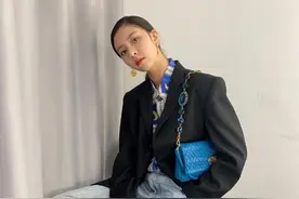 穿搭指南宝藏女孩CC宋妍霏&周雨彤的私服穿搭，值得收藏图片
