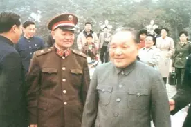 1985年邓公说了十个字，裁军百万，著名的“成昆之变”怎么回事？图片