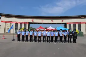 太康 1万考生高考 500警察“烧烤”图片