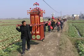 短篇小说：换亲图片