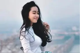 老挝小姐姐Surisa Peny，都市美的化身图片