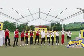 《奔跑吧》尬出新境界，金靖蔡徐坤强行炒CP，阿云嘎沦为工具人图片